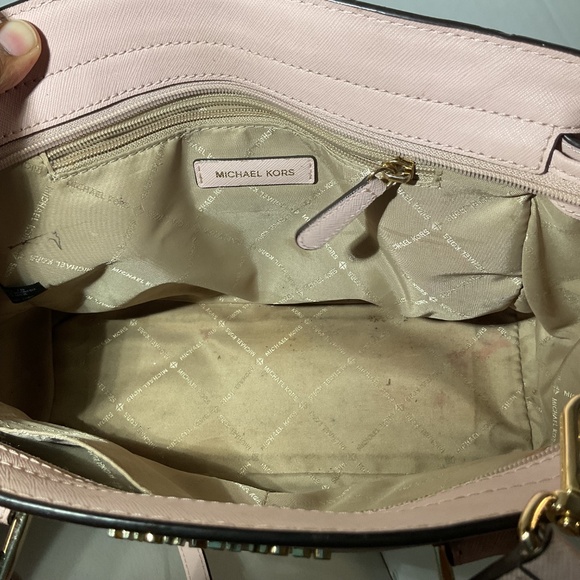 Michael Kors Selma Medium Top Zip Satchel Leather Crossbody and Wallet Set - Picture 7 of 16